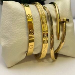 Home the golden "north star" necklace